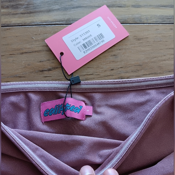 Pink Ruched Tube Top - Picture 3 of 6